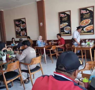 Sulawesi Bakmi Naga Resto - Bahodopi, Morowali 4 ~blog/2024/8/27/nkju6724